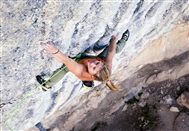 Hazel Findlay climbs Esclatamasters 9a